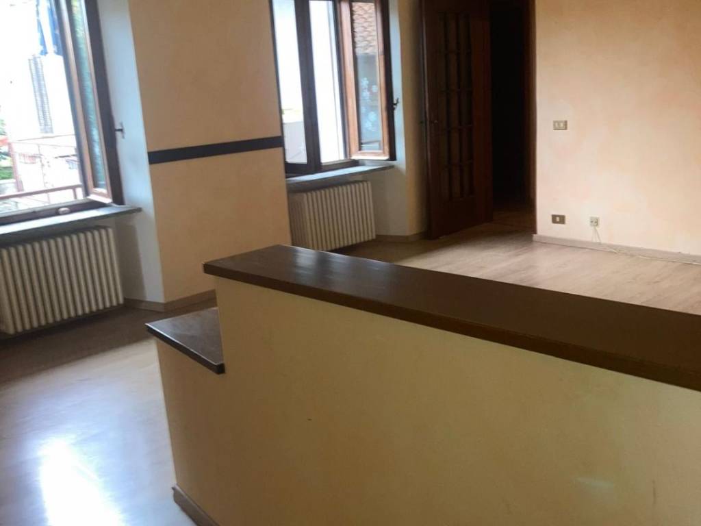 Appartamento a Bizzarone in Via 20 Settembre - Foto 2