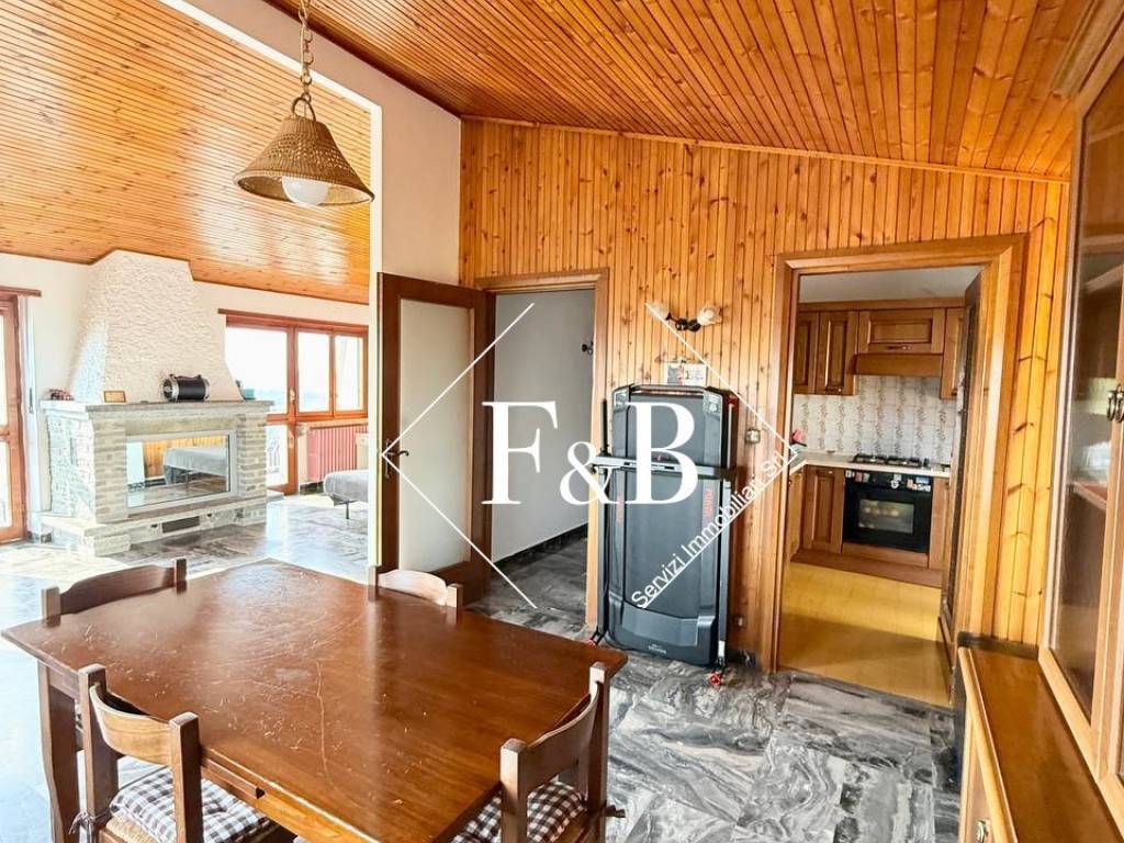 Attico / mansarda a Rocchetta palafea in Piazza Giovanni Berruti, 43 - Foto 2