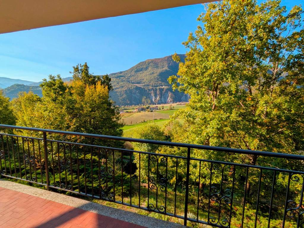 Villa a Bobbio - Foto 2