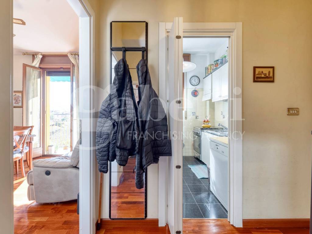 Appartamento a Bologna in Via Giovanni Pierluigi da Palestrina, 9 - Foto 4