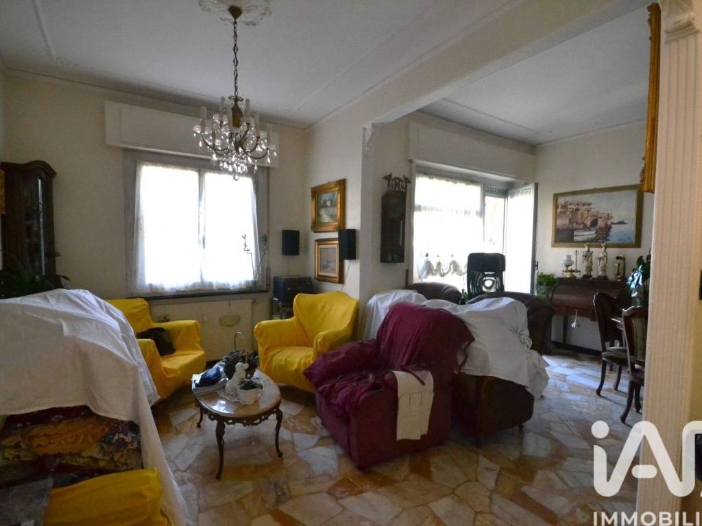 Appartamento a Genova in Via Pierino Negrotto Cambiaso, 8 - Foto 3