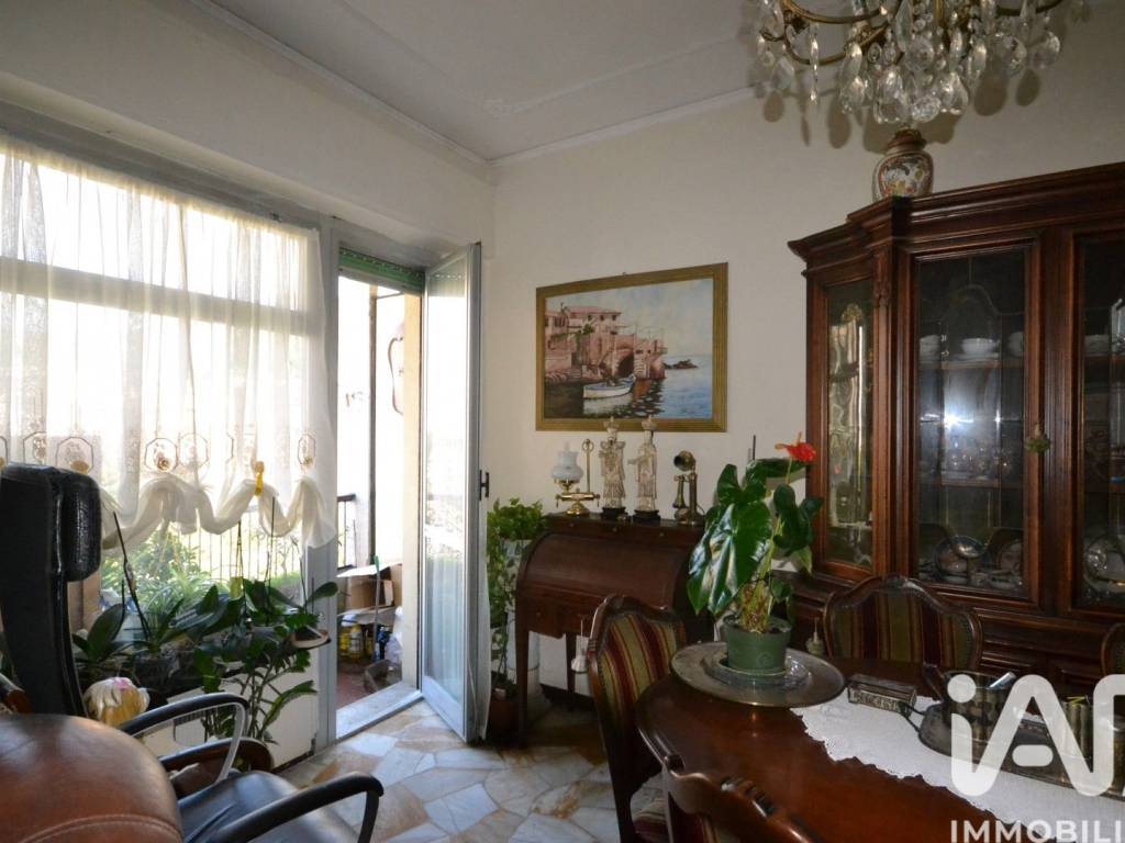 Appartamento a Genova in Via Pierino Negrotto Cambiaso, 8 - Foto 4