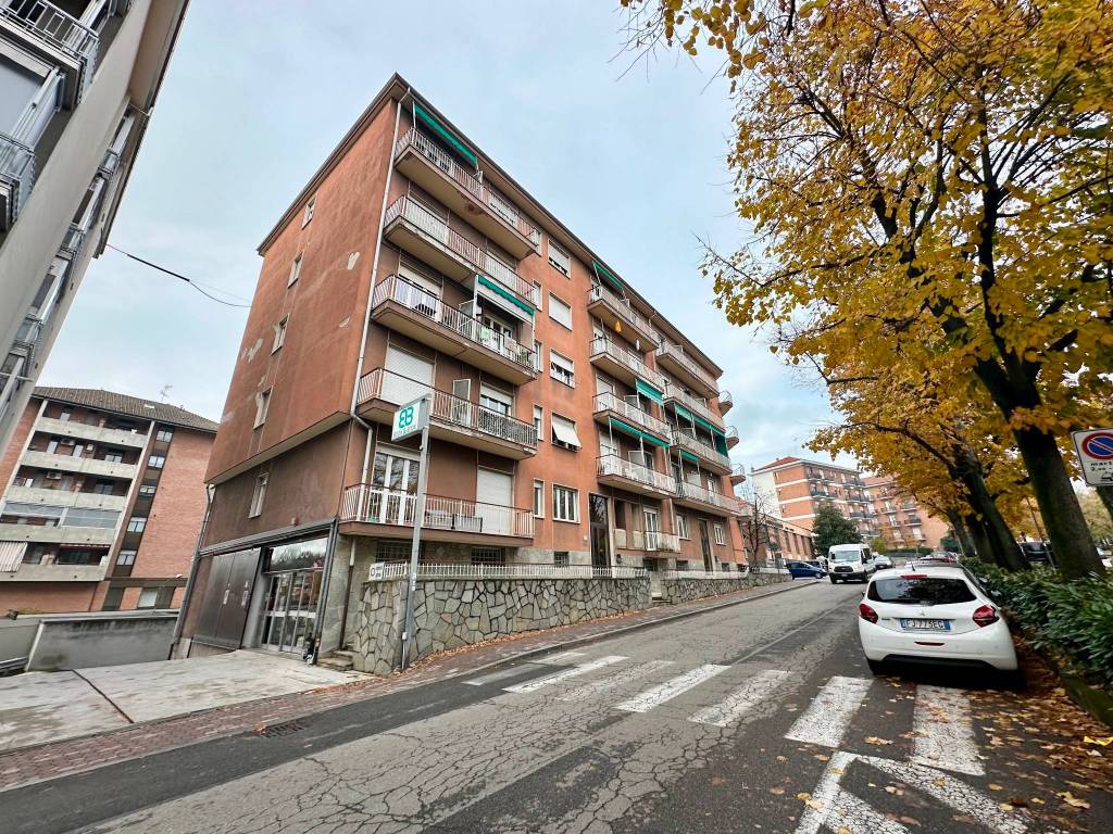 Appartamento a Asti in Via Filippo Corridoni, 73 - Foto 2