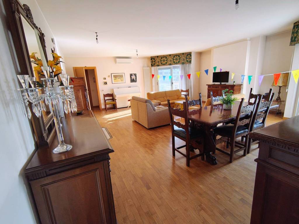 Appartamento a Latina in Via Quinto Ennio - Foto 5