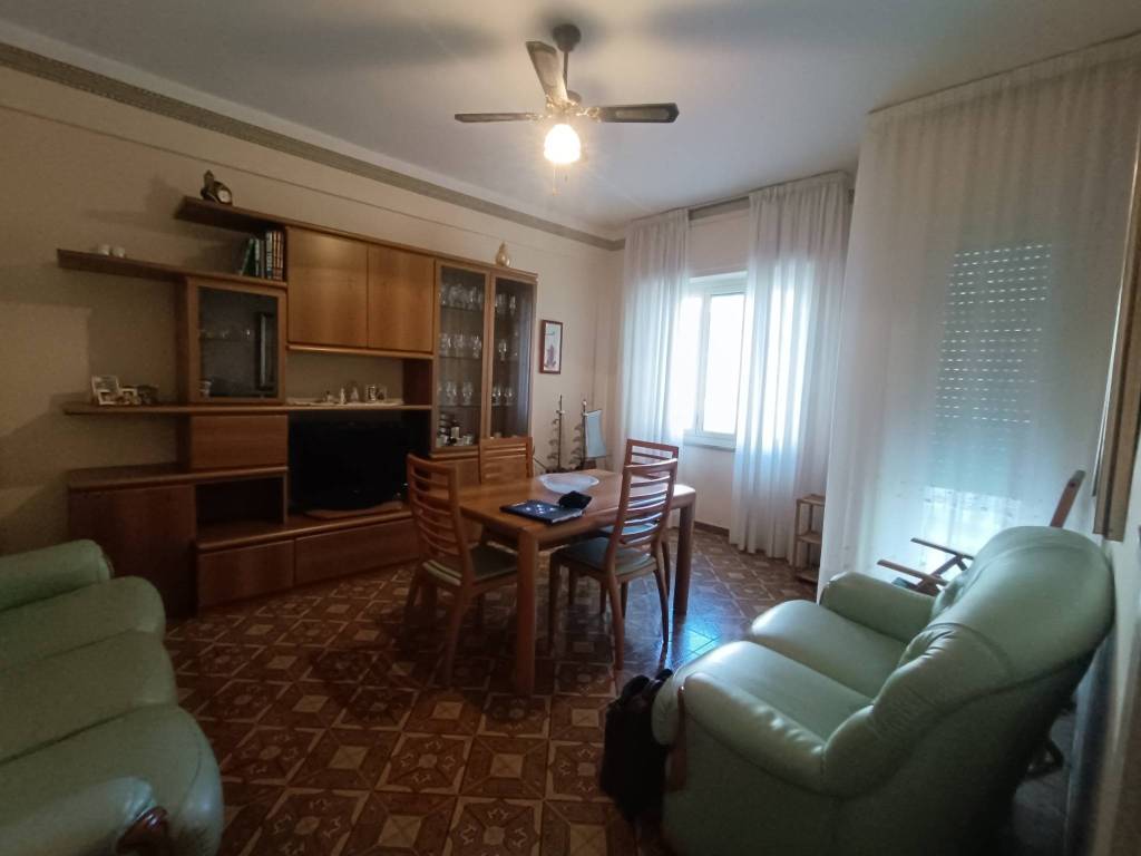 Appartamento a Lamezia terme in Via Adda, 96 - Foto 2