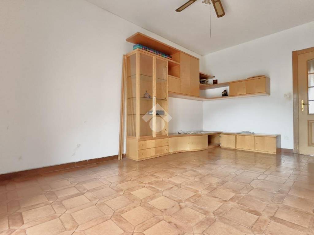 Appartamento a Novi ligure in Via Ugo la Malfa, 8 - Foto 2