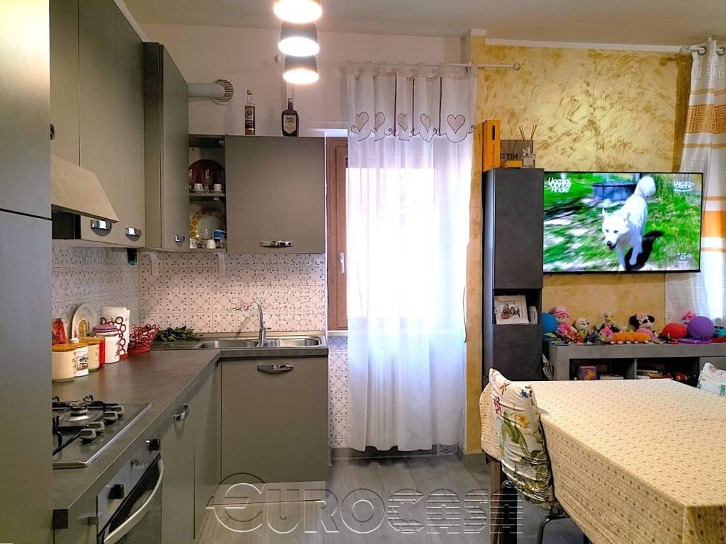 Appartamento a Umbertide in Via Tusicum - Foto 3