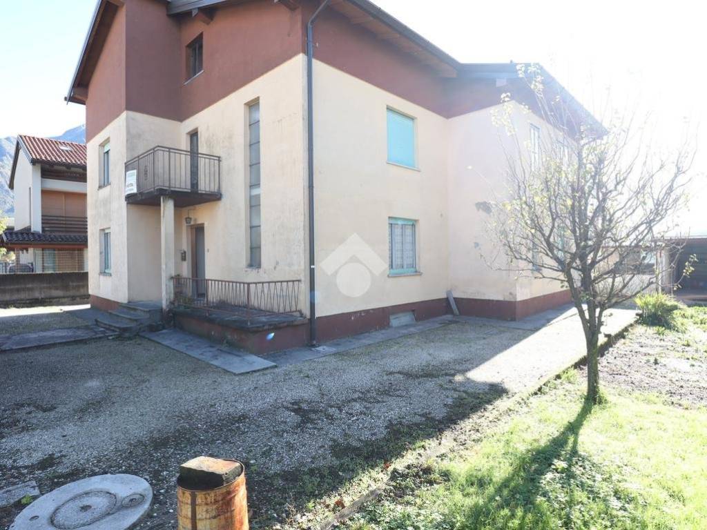 Villa a Tolmezzo in Via Udine, 30 - Foto 3