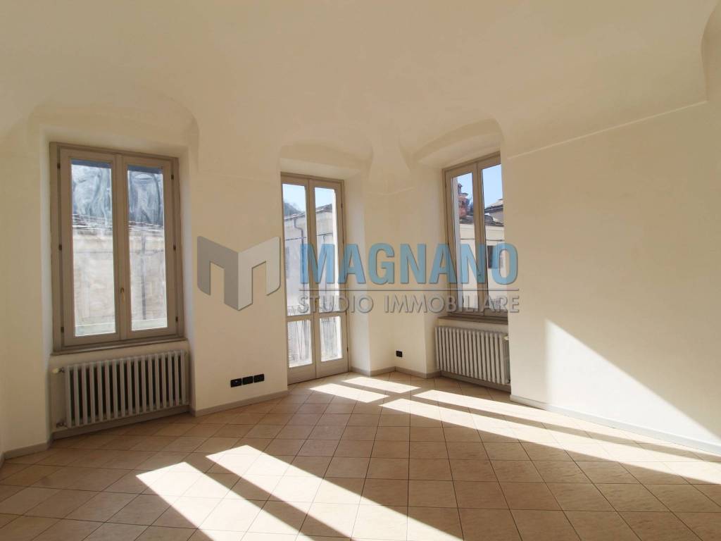 Appartamento a Cavour in Via Giovanni Giolitti - Foto 4