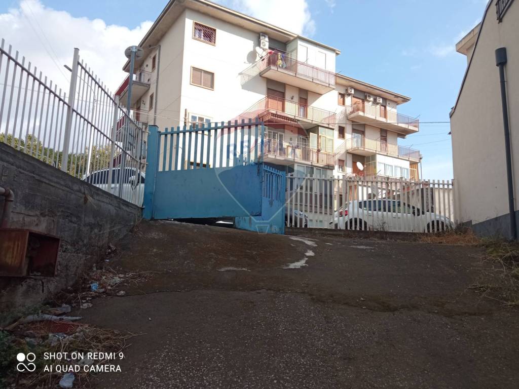 Appartamento a Catania in Via Edmondo De Amicis, 103 - Foto 2