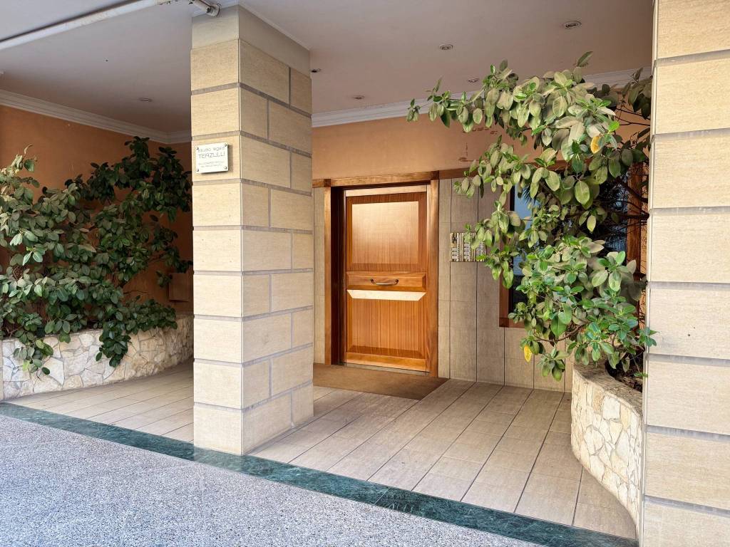 Appartamento a Andria in Viale Venezia Giulia, 71 - Foto 2