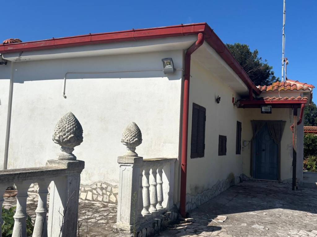 Villa a Aprilia - Foto 2