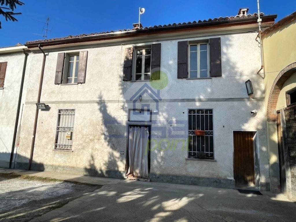 Casa indipendente a Castelvetro piacentino in VIA PROVINCIALE SAN PEDRETTO - Foto 2