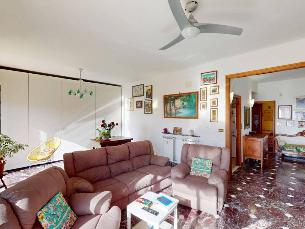 Appartamento a Genova in Via Stefano Tubino - Foto 2