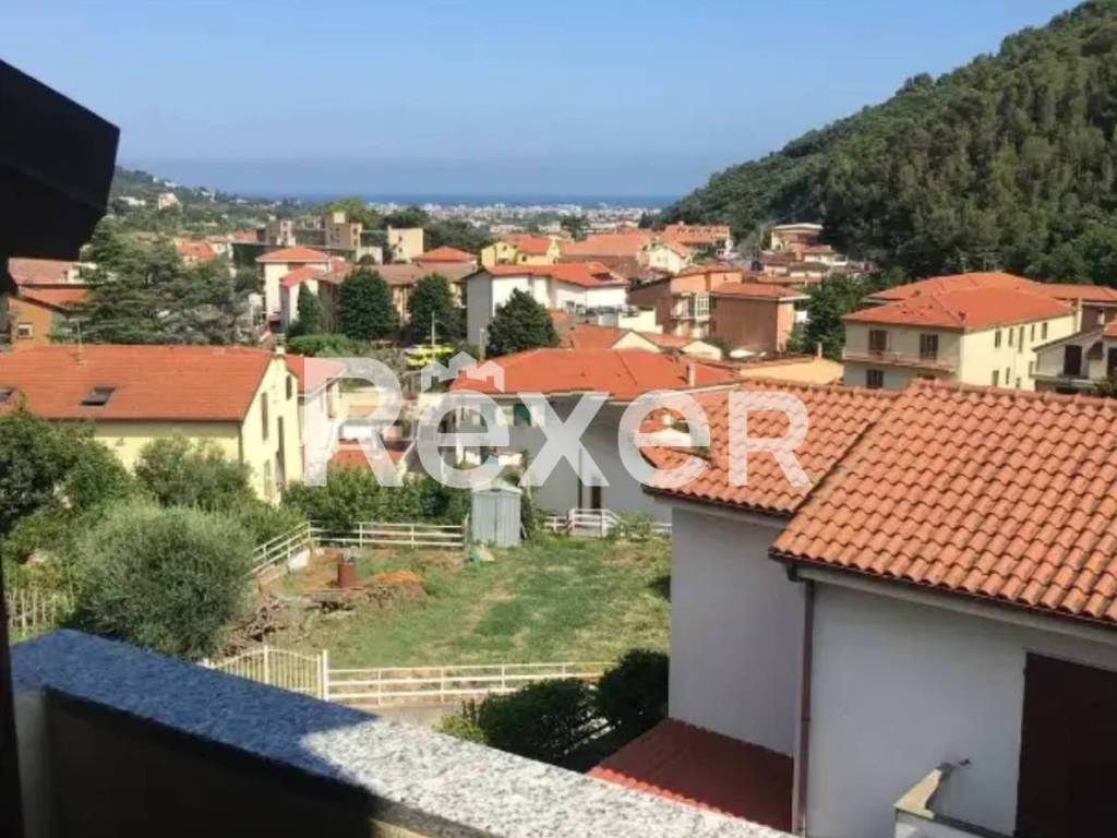 Attico / mansarda a Toirano in Via P. G. Maineri - Foto 4