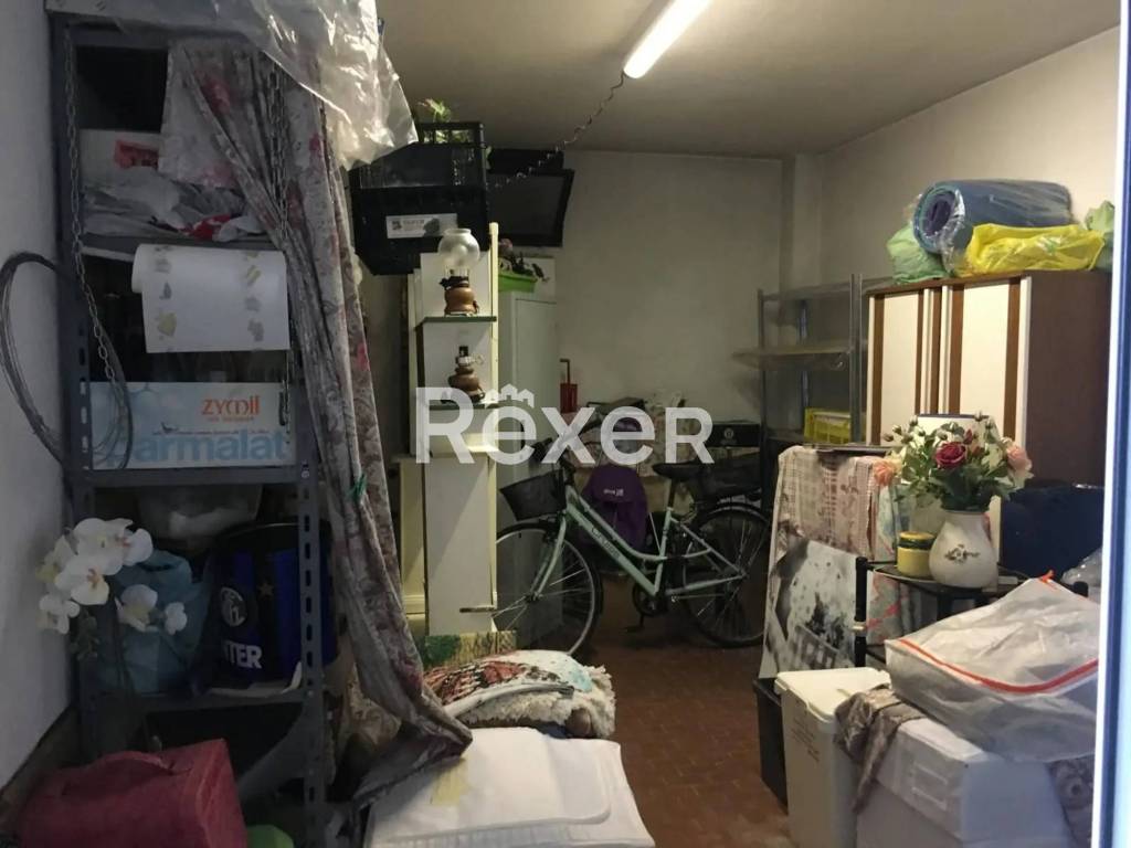 Box / garage a Toirano in Via P. G. Maineri - Foto 3