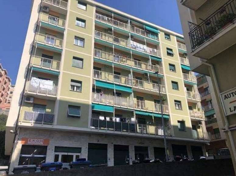 Appartamento a Genova in via Federico Donaver, 25 - Foto 2