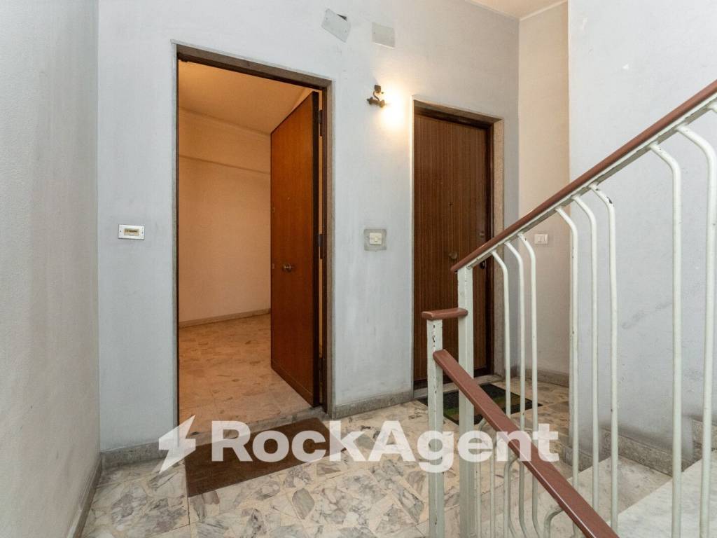 Appartamento a Catania in Via Federico Ciccaglione, 15 - Foto 4