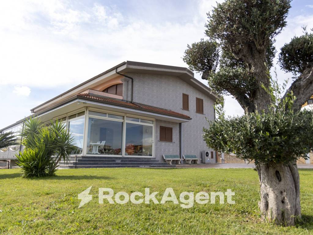 Villa a Stalettì in Via Canalicchio, 9 - Foto 2