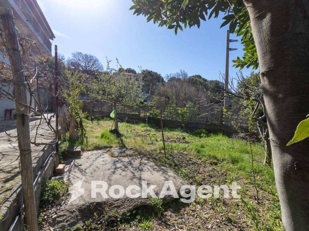 Villa a Catanzaro in Via Onofrio Colace - Foto 2