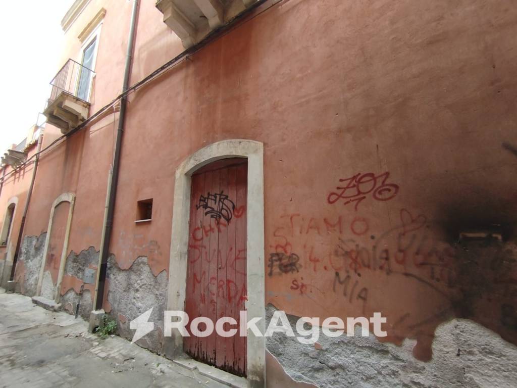 Appartamento a Catania in Via Vittorio Emanuele II, 471 - Foto 3