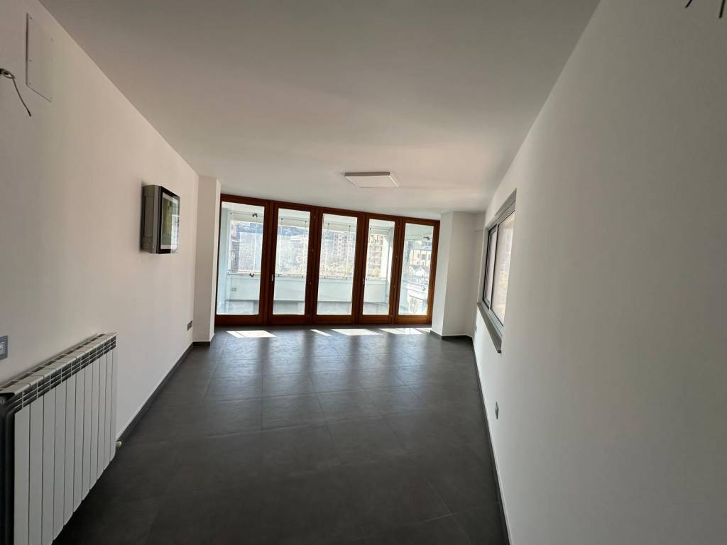 Appartamento a Cosenza in Viale Giacomo Mancini, 20 - Foto 3