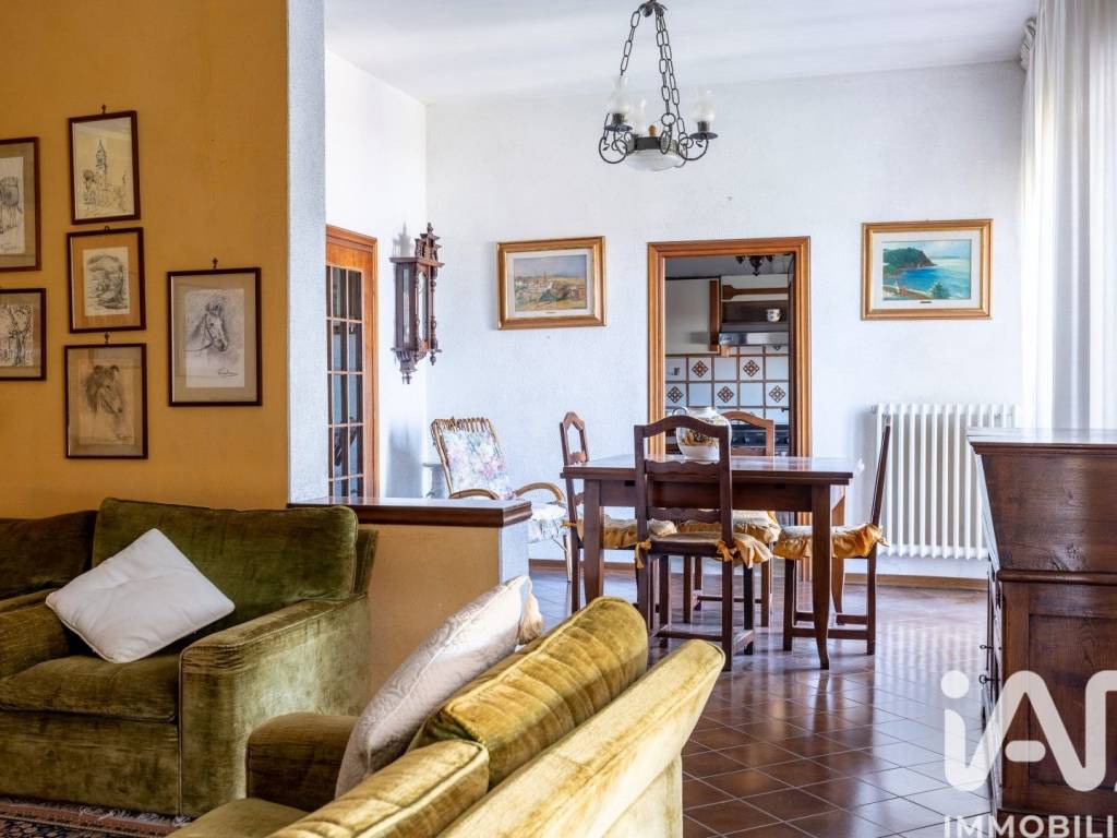 Villa a Casciana terme lari in Via Cesare Battisti - Foto 5