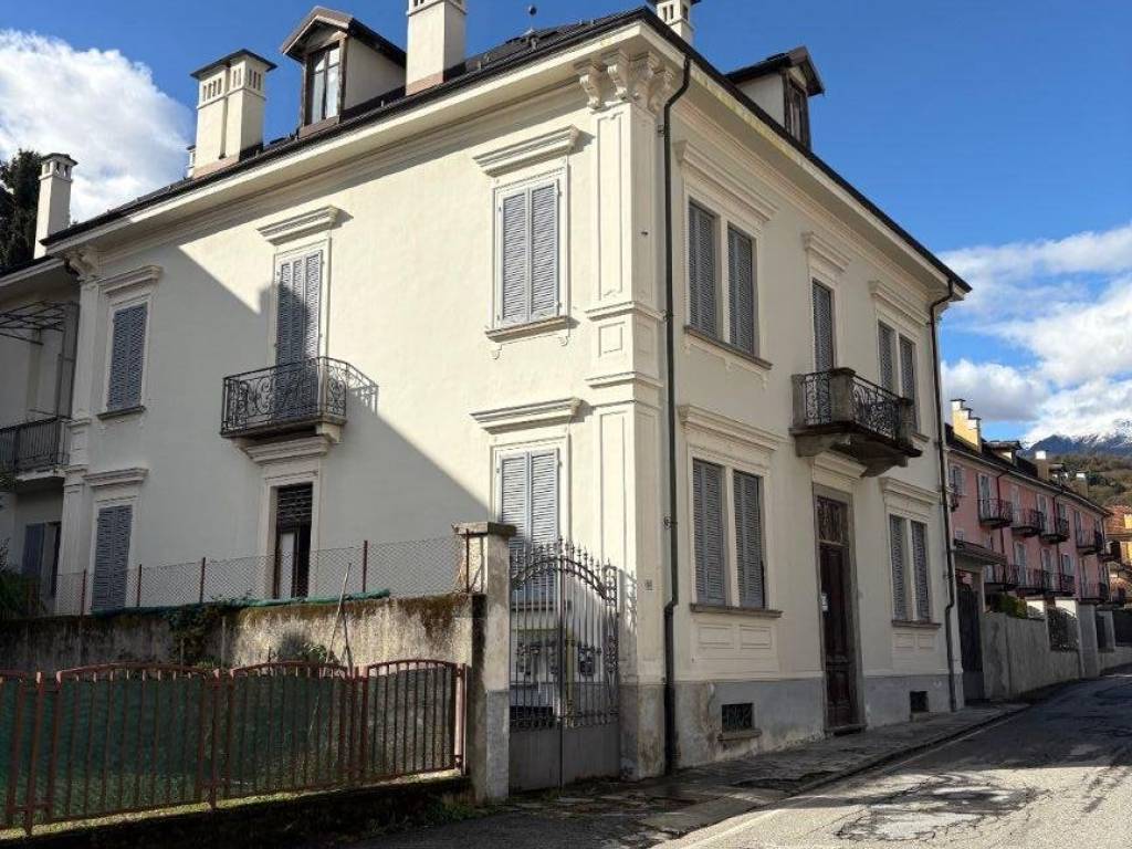 Appartamento a Domodossola in Via Giovanni Mauro, 19 - Foto 2