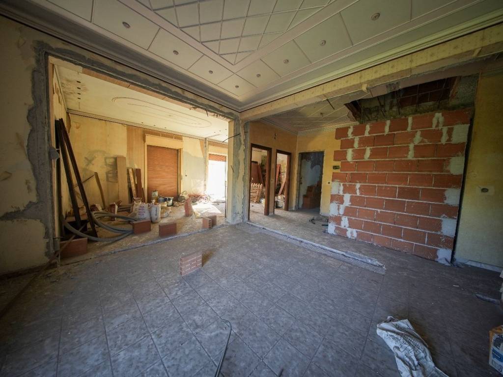 Appartamento a Catania in Via Vincenzo Gemito, 27 - Foto 2