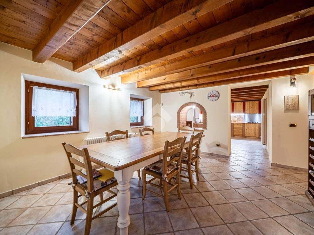 Villa a Badia calavena in Via SP36a - Foto 2