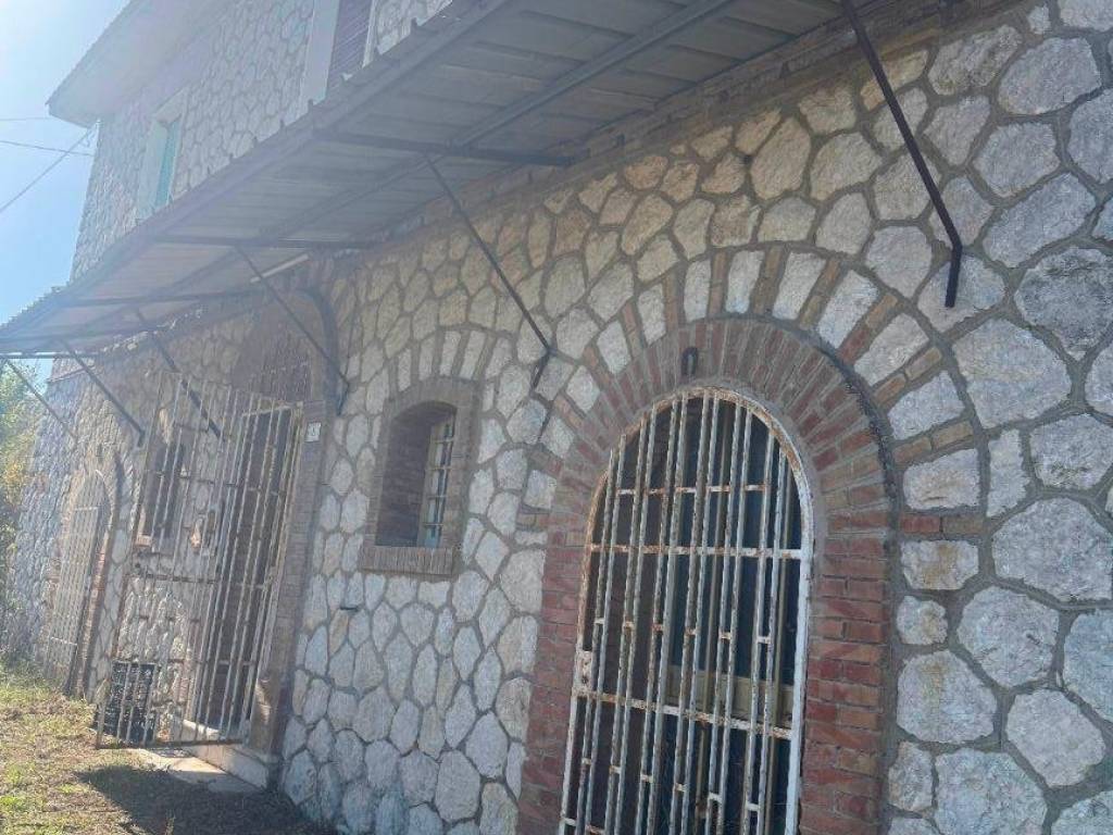 Rustico / casale a Montefalcione in Contrada Orno - Foto 2