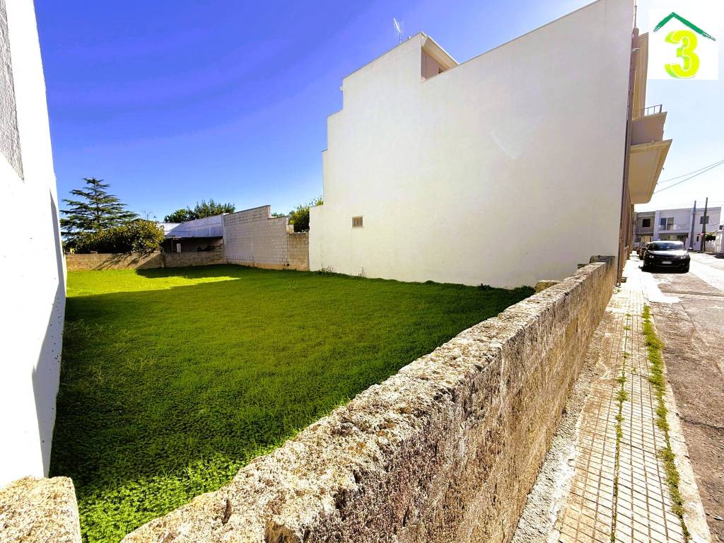 Terreno a Miggiano in Via Vittorio Emanuele II - Foto 3