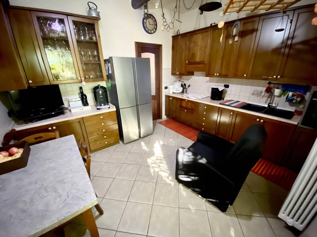 Appartamento a Vercelli in Via Martiri del Kiwu, 3 - Foto 4