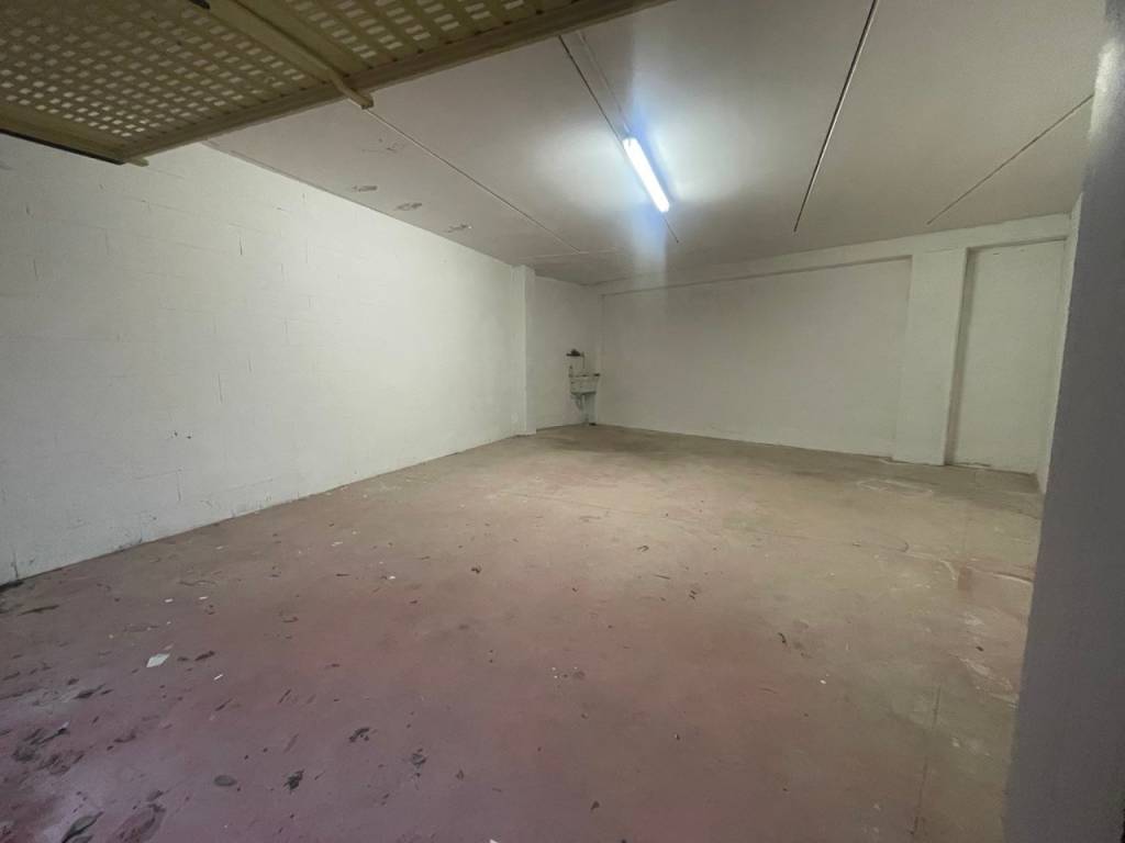 Box / garage a Albissola marina in Via Angelo Barile - Foto 4