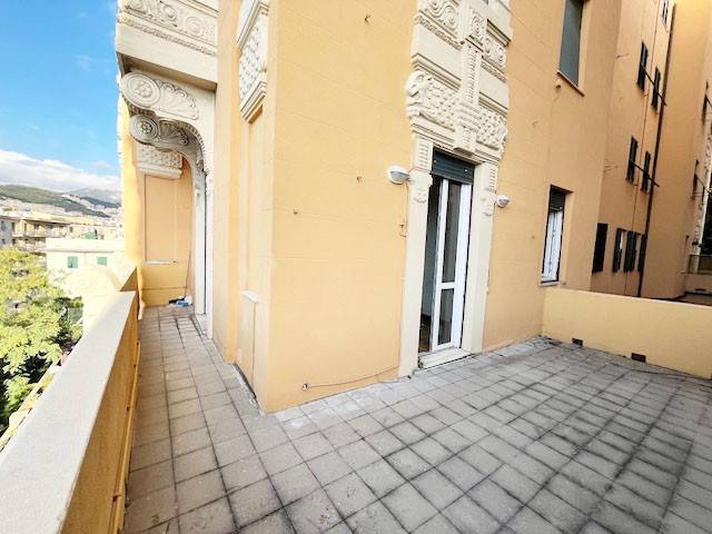 Appartamento a Genova in Via Giuseppe Fasce, 6 - Foto 4