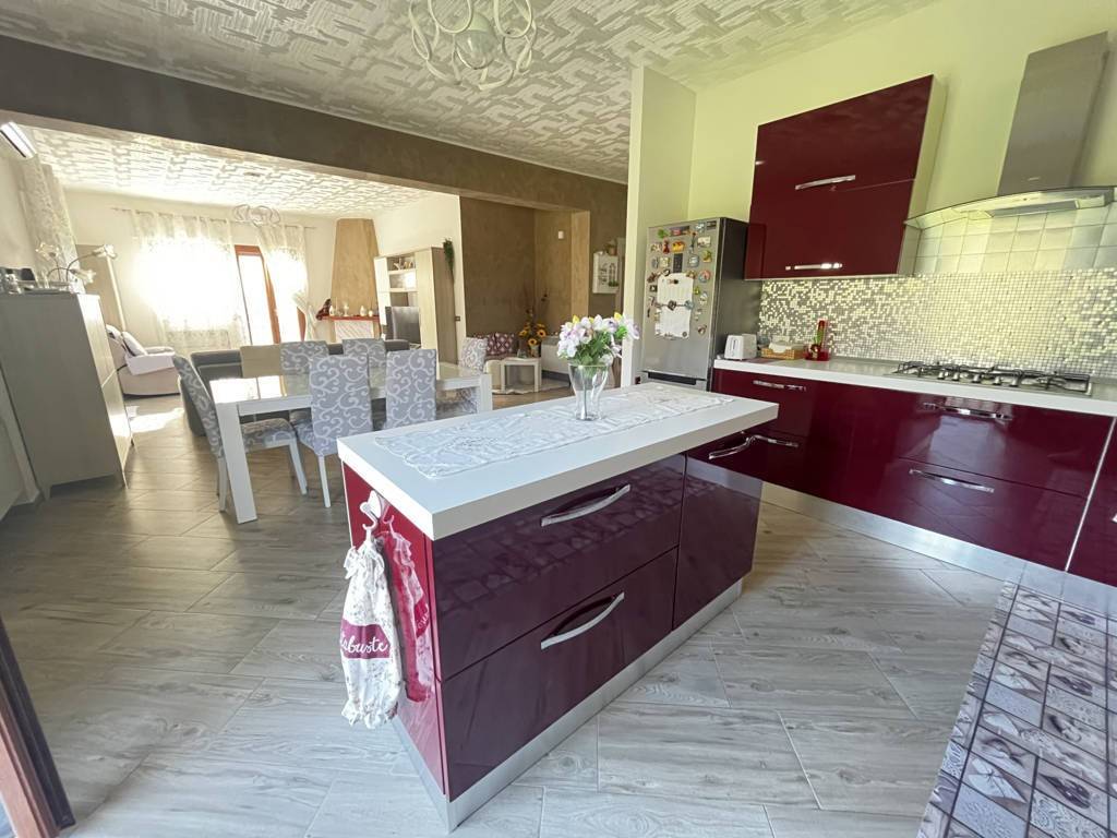 Appartamento a Fondi in Via Elio Vittorini - Foto 5