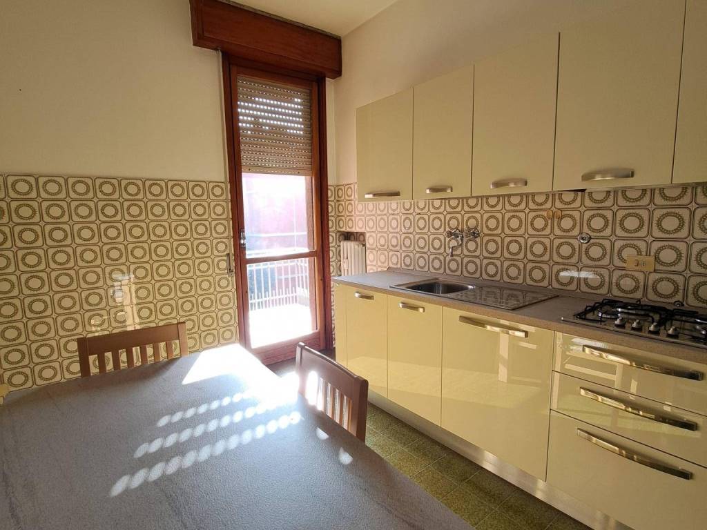 Appartamento a Parma in Via Fratelli Bandiera - Foto 2