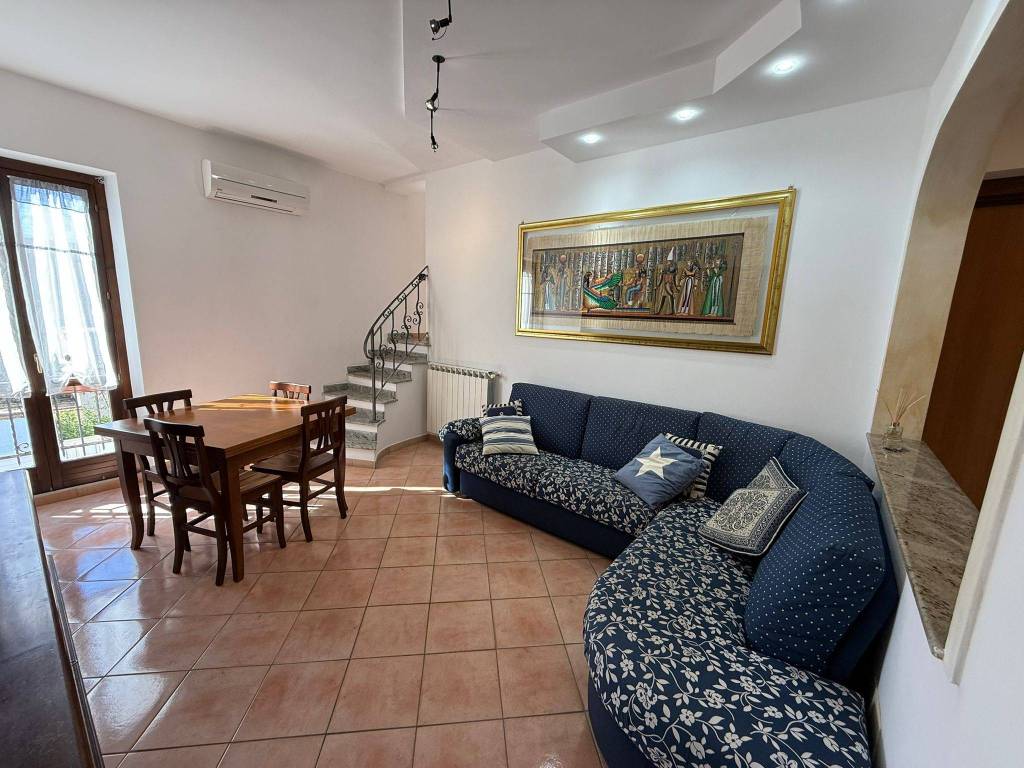 Appartamento a Civitavecchia in Via dell'Unione, 12 - Foto 2
