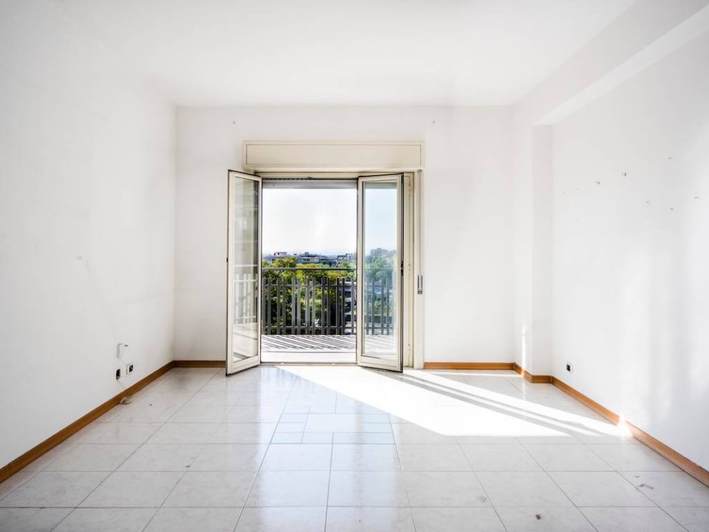 Appartamento a Catania in Via Ammiraglio Caracciolo, 108 - Foto 2