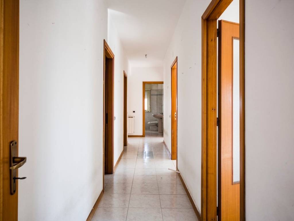 Appartamento a Catania in Via Ammiraglio Caracciolo, 108 - Foto 4