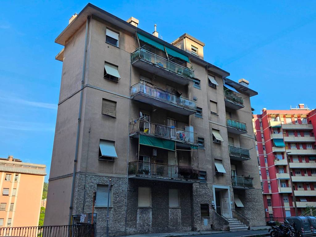 Appartamento a Genova in Via Antonio Burlando - Foto 2