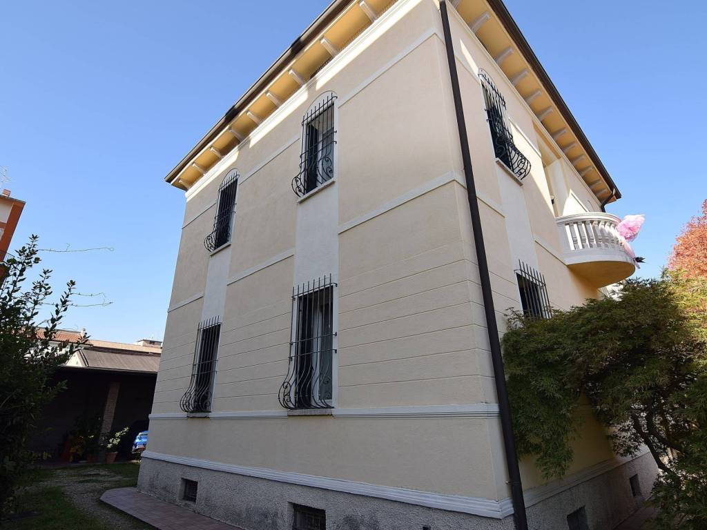 Villa a Verona in Via Claudio Ridolfi - Foto 4