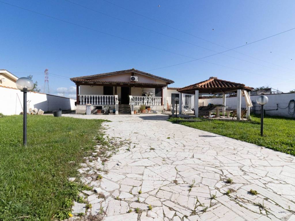 Villa a Latina in Strada Alta, 1921 - Foto 2