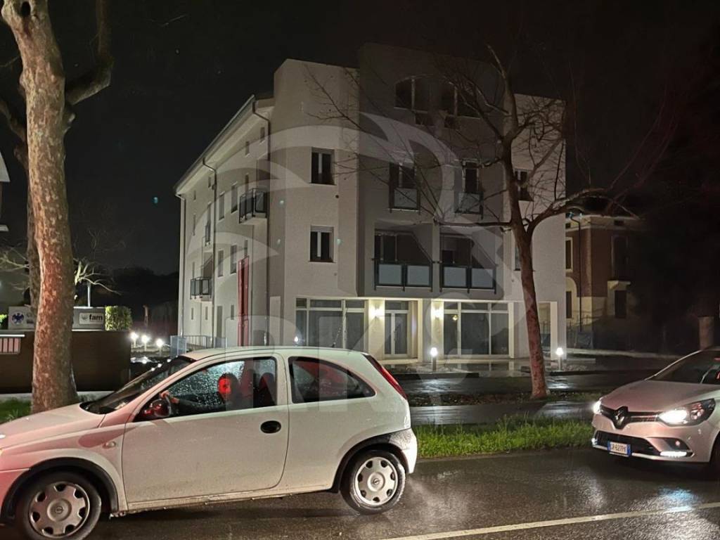 Immobile a Mirandola in Viale V Martiri, 12 - Foto 3
