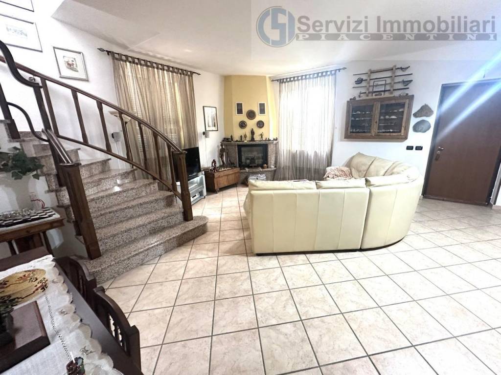 Villa a Calendasco in Via Guido Rossa, 1 - Foto 3