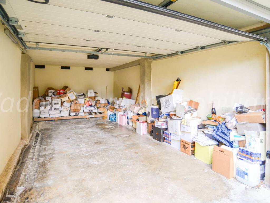 Box / garage a Vado ligure in Via XXV Aprile - Foto 4