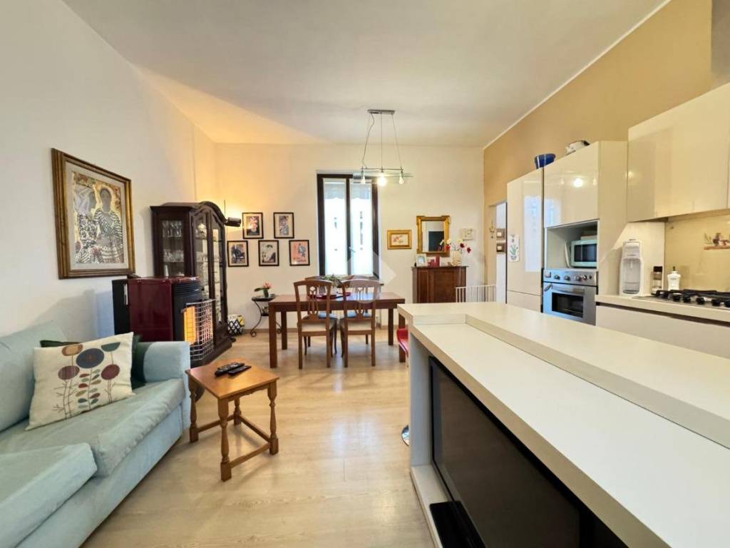 Casa indipendente a Montevecchia in Via delle primule, 5 - Foto 2