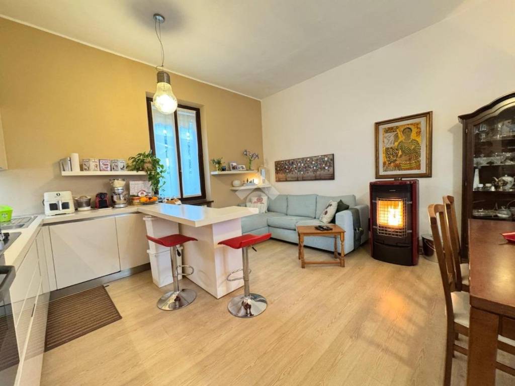 Casa indipendente a Montevecchia in Via delle primule, 5 - Foto 3