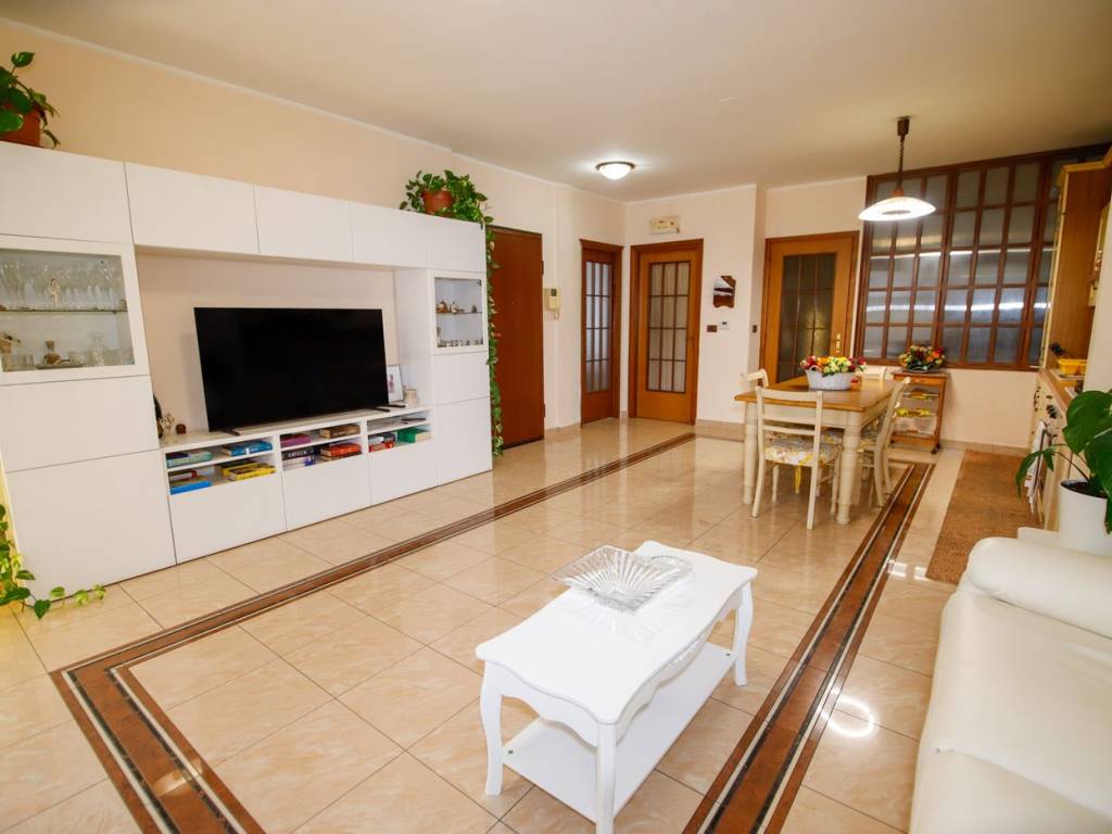 Appartamento a Collegno in Via Romeo Meinardi, 4 - Foto 4
