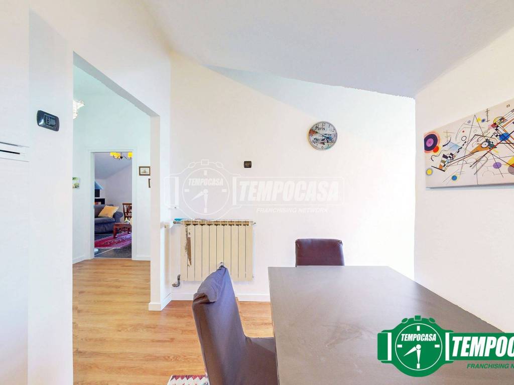 Attico / mansarda a Serravalle scrivia in Viale Martiri della Benedicta 107 - Foto 3